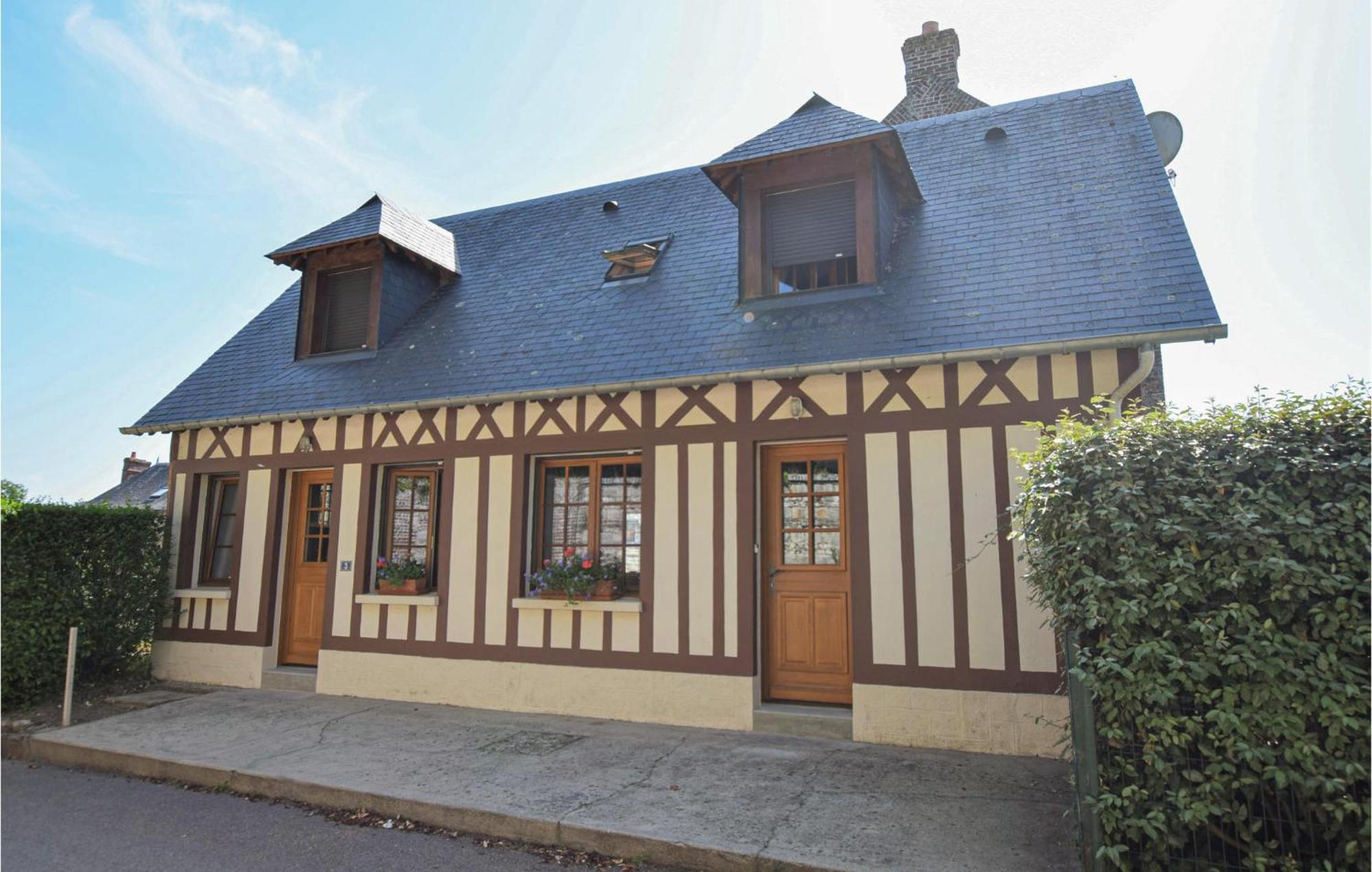 Beautiful Home In Le Bourg-Dun With Kitchen Room photo